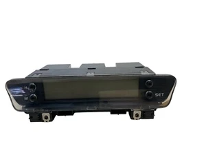 Mitsubishi Colt Z30 / Bordcomputer Display Digitalanzeige 8750A123 - Bild 1 von 6