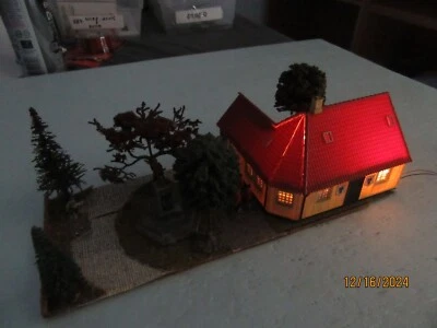 HO - Faller Custom Illuminated Memorial Park  Diorama w/Acc. 1950th Wood Base - Image 1 of 4
