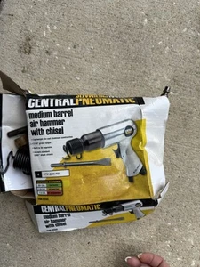 Central Pneumatic Medium Barrel Air Hammer with Chisel – Model 69224 - Picture 1 of 4