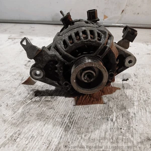 alternador para TOYOTA YARIS 1.0 12V (FRP) Ber. 2005-2012 b44f46 270600Q030 - Picture 1 of 6