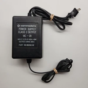 Alimentatore Commodore Classe 2 Uscita VIC-20 (902502-02) Testato Funzionante - Foto 1 di 5