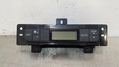 Nissan Pathfinder 18 2018 consola montada temperatura trasera climatización climatización Foto 1 de 4