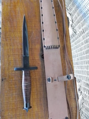 v 42 stiletto "Devils Brigade"  dagger  COPPI - Image 1 of 4