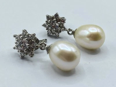 Beautiful Vintage Sterling Silver Moissanite & Pearl Dangle Stud Earrings - Image 1 of 4