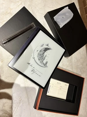 BOOX Tab Ultra ePaper tablet PC 128Gb with Android 11 “Excellent Condition” - Image 1 of 4