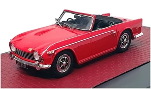 Matrix 1/43 Scale MX41902-041 - 1967-68 Triumph TR5 PI - Signal Red  - Picture 1 of 5