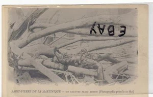 B&W CADAVER,UN CADAVRE PLACE BERTIN,SAINT-PIERRE DE LA - Picture 1 of 2
