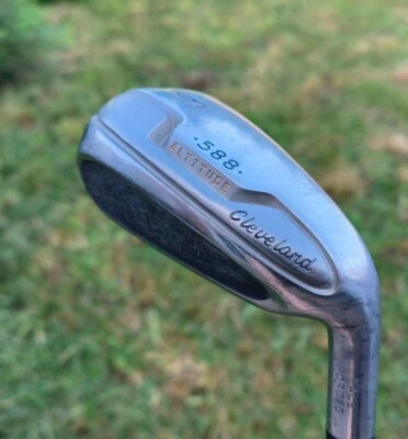 Cleveland 588 Altitude 6 Iron - Actionlite 55 Ust R Flex - RH - Lamkin Grip - Image 1 of 4
