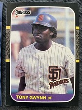 1987 Donruss #64 - Tony Gwynn - Padres - HOFer! - 15X ALL-STAR! - 5X GOLD GLOVE!