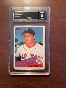 1985 TOPPS ROGER CLEMENS #181 ROOKIE BOSTON RED SOX - GMA 8 (NM-MT) - Picture 1 of 4