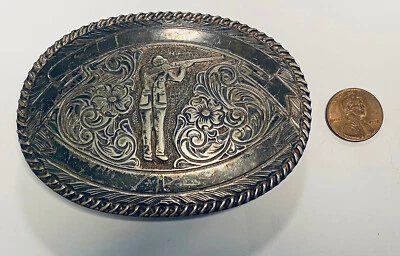 ВИНТАЖНАЯ СЕРЕБРЯНАЯ ПРЯЖКА ОХОТНИЧЬЕГО РЕМНЯ CRUMRINE WESTERN С ЦВЕТОЧНЫМ УЗОРОМ ДЛЯ РАБОТЫ И СТРЕЛЬБЫ - Изображение 1 из 4