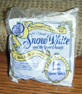 1992 DOUBLE TROUBLE QUEEN WITCH McDonald's Disney Snow White & the 7 Dwarfs MIP  - Picture 1 of 2