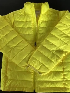 Amazon Essentials Youth Puffer Jacket Nylon Water-Resistant Size 8/10 - Picture 1 of 3