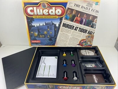 Cluedo The Classic Detective Family Board Game. Waddingtons 2000 Complete, GC - Image 1 of 4