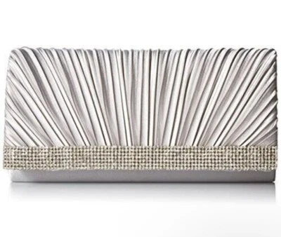 Клатч Jessica McClintock Chloe атласный плиссированный со стразами серебристый - Изображение 1 из 4