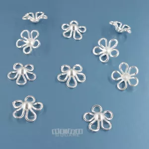 10 tapas de cubierta de cuentas florales caladas de 5 pétalos de plata de ley de 8 mm (8,2 mm) #33864 - Imagen 1 de 2