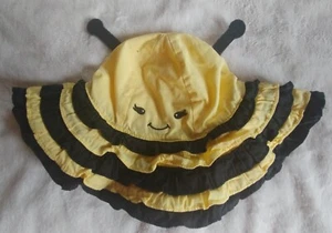 Hat 0 To 12 months Gymboree Toddler bumble bee Bonnet Sun Cap with chin strap - Picture 1 of 4