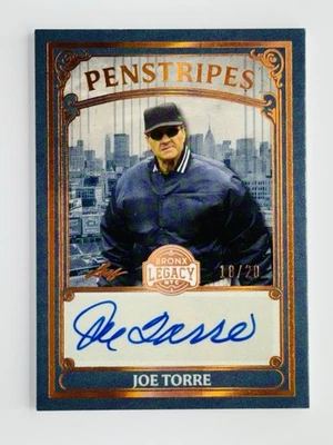 Leaf Bronx Legacy Joe Torre 2025 automático/20 | Serie Penstripes | Gerente de la corte Foto 1 de 4