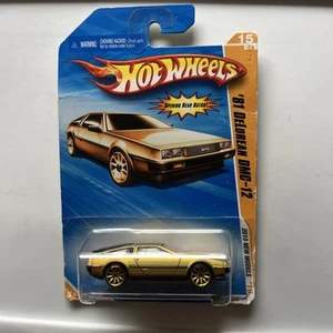 Hot Wheels 2010 New Models '10 15/44 '81 DeLorean DMC-12 015/240 Gold - Picture 1 of 2