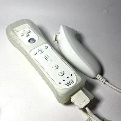 Nintendo Wii Remote Motion Plus + Nunchuck | Originale | Ottime Condizioni - Immagine 1 di 4