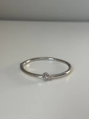 brazalete nudo cristal kate spade Foto 1 de 2