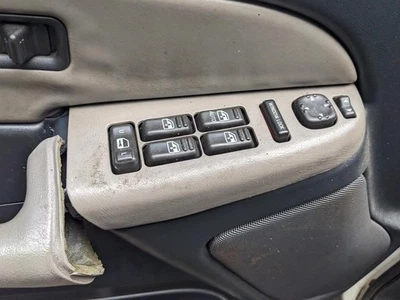 Interruptor de puerta delantera para conductor 00-02 SUBURBAN 1500 maestro del conductor Foto 1 de 4