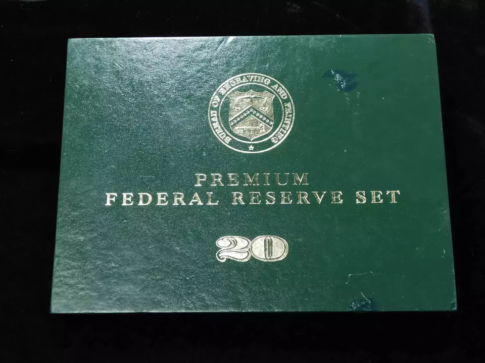 1996 $20 Premium Federal Reserve District Set 1999 of 2000 Serial #00002504 in O - Image 1 of 4