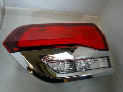 2014 - 2021 OEM Jeep Grand Cherokee lift gate hatch trunk tail gate light lens - Image 1 of 4