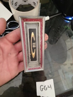 ВИНТАЖНЫЙ 1966 CHRYSLER NEWPORT РЕШЕТКА ЭМБЛЕМА OEM MOPAR - Изображение 1 из 4