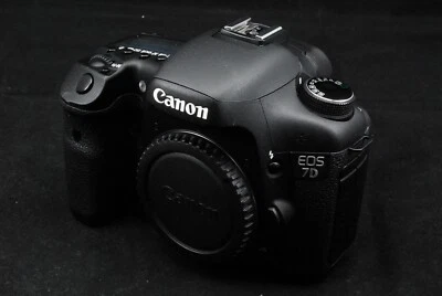 【Mint】Canon EOS 7D DSLR Digital Professional Camera Shutter count 51537 Japan - Image 1 of 4