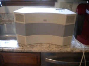 SISTEMA DE MÚSICA BOSE ACÚSTICA ONDA CD-3000 RADIO FM/AM REPRODUCTOR DE CD. - Imagen 1 de 7