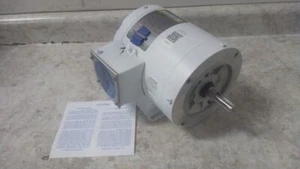 Leeson 113586.00 1/2 HP 1725 RPM 208-230/460VAC 3-Phase Washdown Motor (C) - Picture 1 of 12