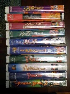 Brand New Family Vhs Movies 10 Lot walt disney classics Bambi Lion King Pinocchi - Bild 1 von 11