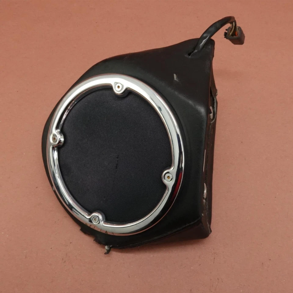 Alto-falante lateral esquerdo ultra clássico Harley Davidson Electra Glide 2000-2006 - Imagem 1 de 4