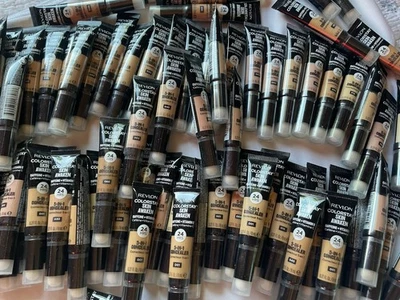 100 X  Colorstay Skin Awaken 5-In-1 Concealers Mix Shades Lights & Medium’s Seal - Image 1 of 3