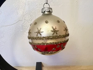 Vintage Shiny Brite Schneeflocke gestreift silber rosa Glimmer Schneeflocken Poka Punkte 2,5 - Bild 1 von 6