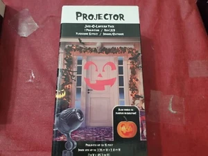 Halloween Red LED Projector FLICKERING HAPPY FACE Projects Up To 15 Ft - Picture 1 of 6