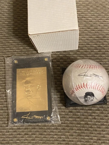 Willie Mays BASEBALL Ball And Plaque “ The Say Hey Kid “  Sealed Cover