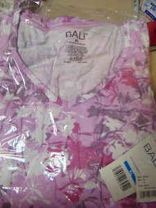 Bali Womens Size L Floral v neck Collar Top & pants Knit Pajama Set - Picture 1 of 1