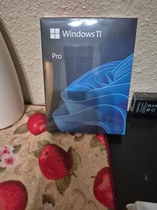 Microsoft Windows 11 Pro Professional 64 Bit Usb Flash Drive New Sealed Package - Picture 1 of 11