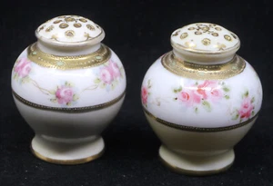 OLD HAND PAINTED NIPPON PORCELAIN SALT & PEPPER SHAKER SET, ROSES w GOLD MORIAGE - Picture 1 of 5