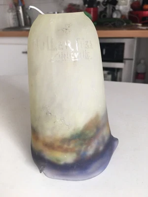 Une tulipe en pâte de verre signez Muller frère Lunéville - Photo 1/4
