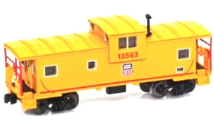 American Z Line ~ Z Scale ~ Union Pacific ~ Wide Vision Caboose #13563 ~ 921021 - Picture 1 of 1