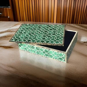 8"x6"x2" White Italian Marble Jewelry Box with Malachite & Paua Shell Inlay – Ha - Picture 1 of 8
