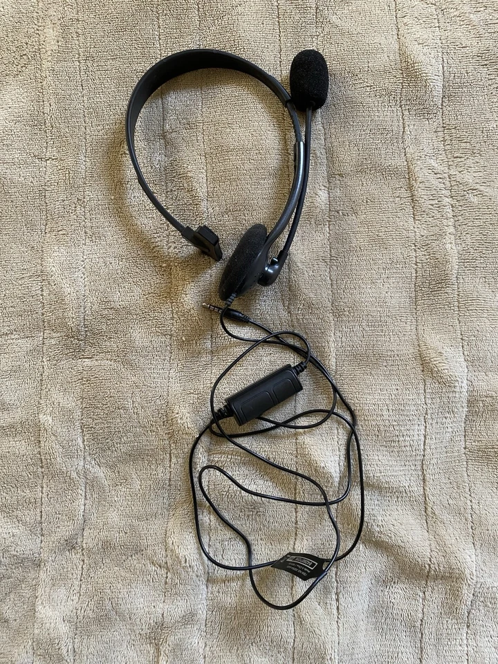 dreamGear PlayStation 4 Headset - Image 1 of 1