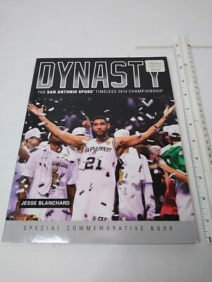 Libro conmemorativo especial del campeonato de los San Antonio Spurs de la NBA Foto 1 de 4