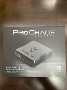 NEW ProGrade Digital Dual Slot CFexpress Type B and SDXC/SDHC UHS-II Card Reader - Picture 1 of 2