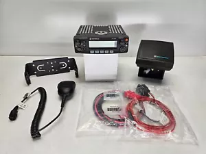Motorola XTL2500 P25 Digital 700/800 Mhz Dash Mount 800ch (35W) - Afbeelding 1 van 6