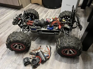 Traxxas Summit Truggy/Stadium Truck - Orange - Picture 1 of 4