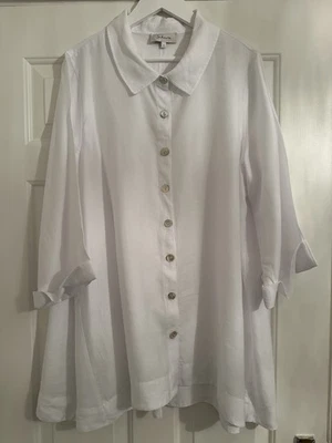 Sahara Flared Swing Style Tunic Length White Shirt/Blouse Size 3  - Image 1 of 4